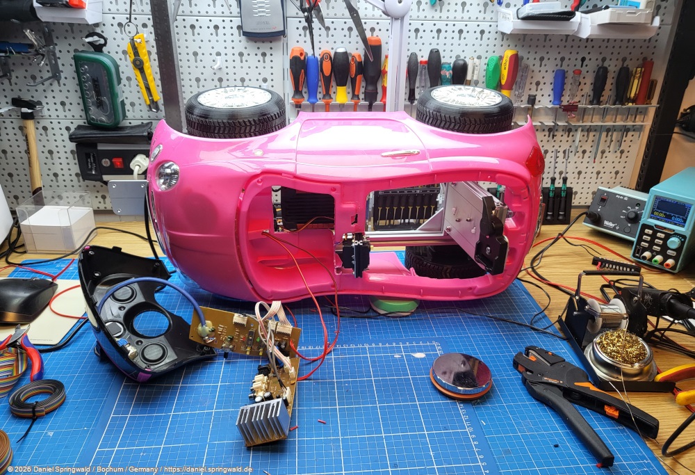 Animatronic Stitch - Der rosa Sportwagen